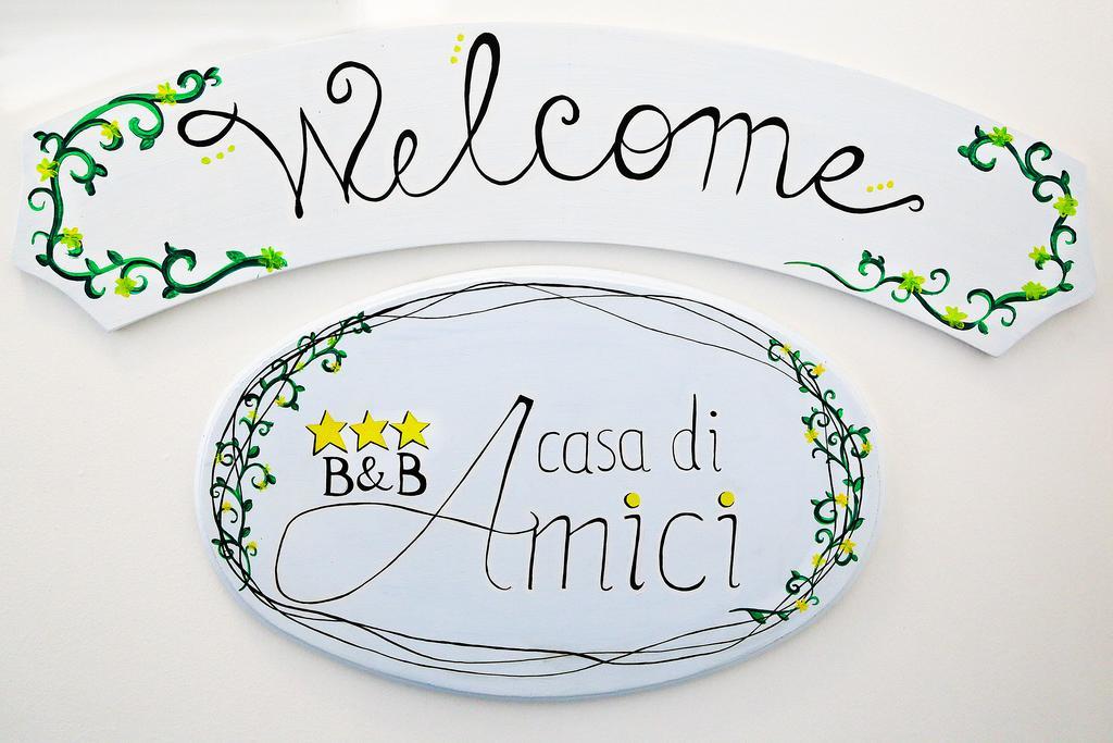 B&B A Casa Di Amici Giardini Naxos Bagian luar foto