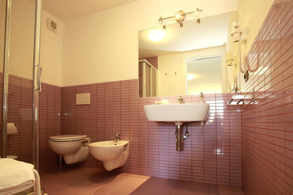 B&B A Casa Di Amici Giardini Naxos Bagian luar foto