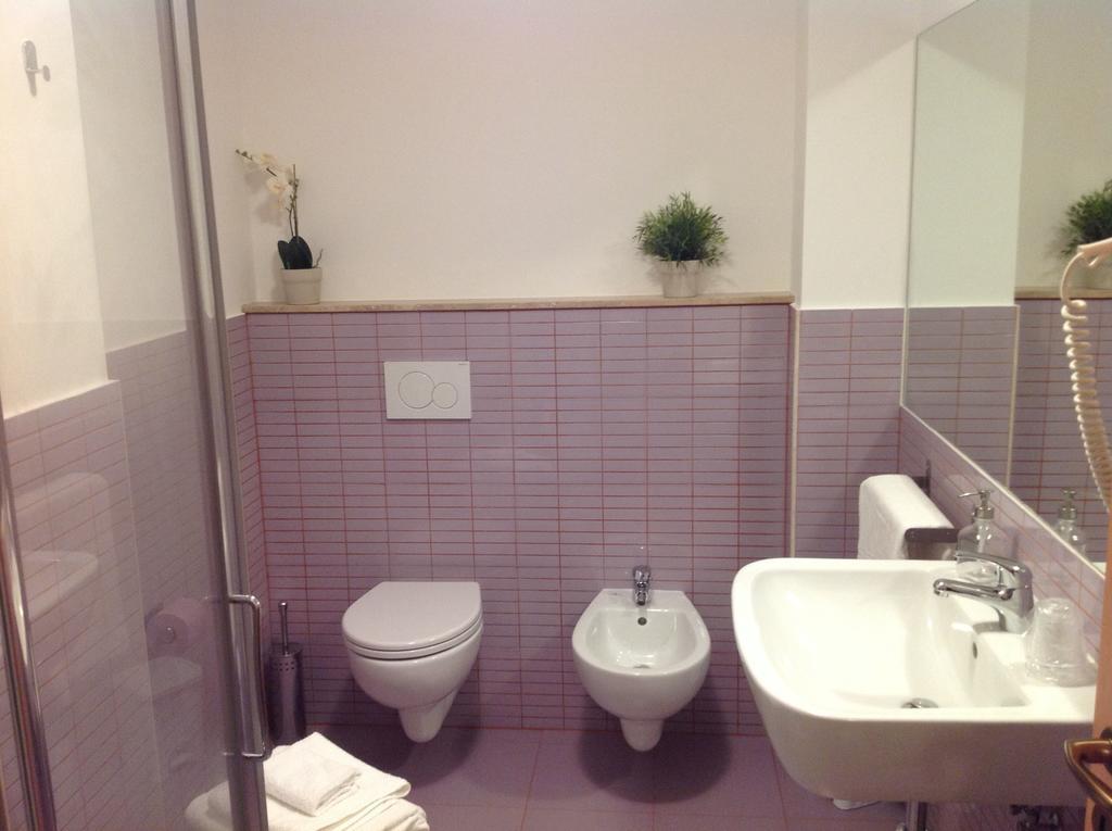 B&B A Casa Di Amici Giardini Naxos Bagian luar foto